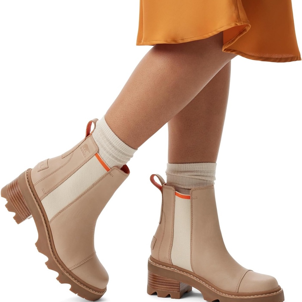 Sorel Women's Joan Now Block Heel Chelsea Boots US 9 NIB